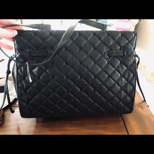 NEW! Black quilted shoulder bag!